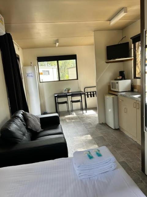 Batemans Bay Holiday Park & Hostel Zewnętrze zdjęcie