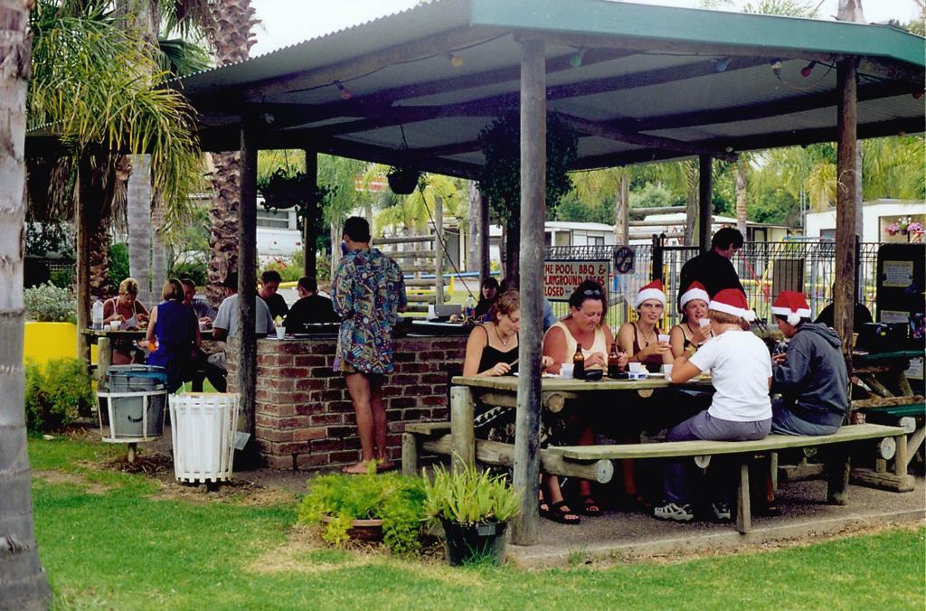 Batemans Bay Holiday Park & Hostel Zewnętrze zdjęcie